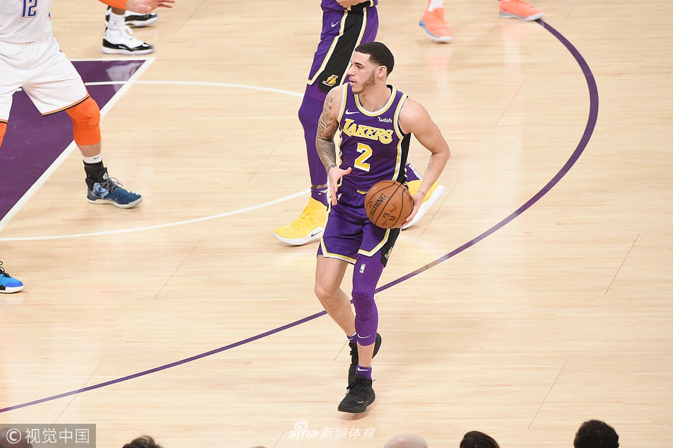 行背后的团 行背后的团